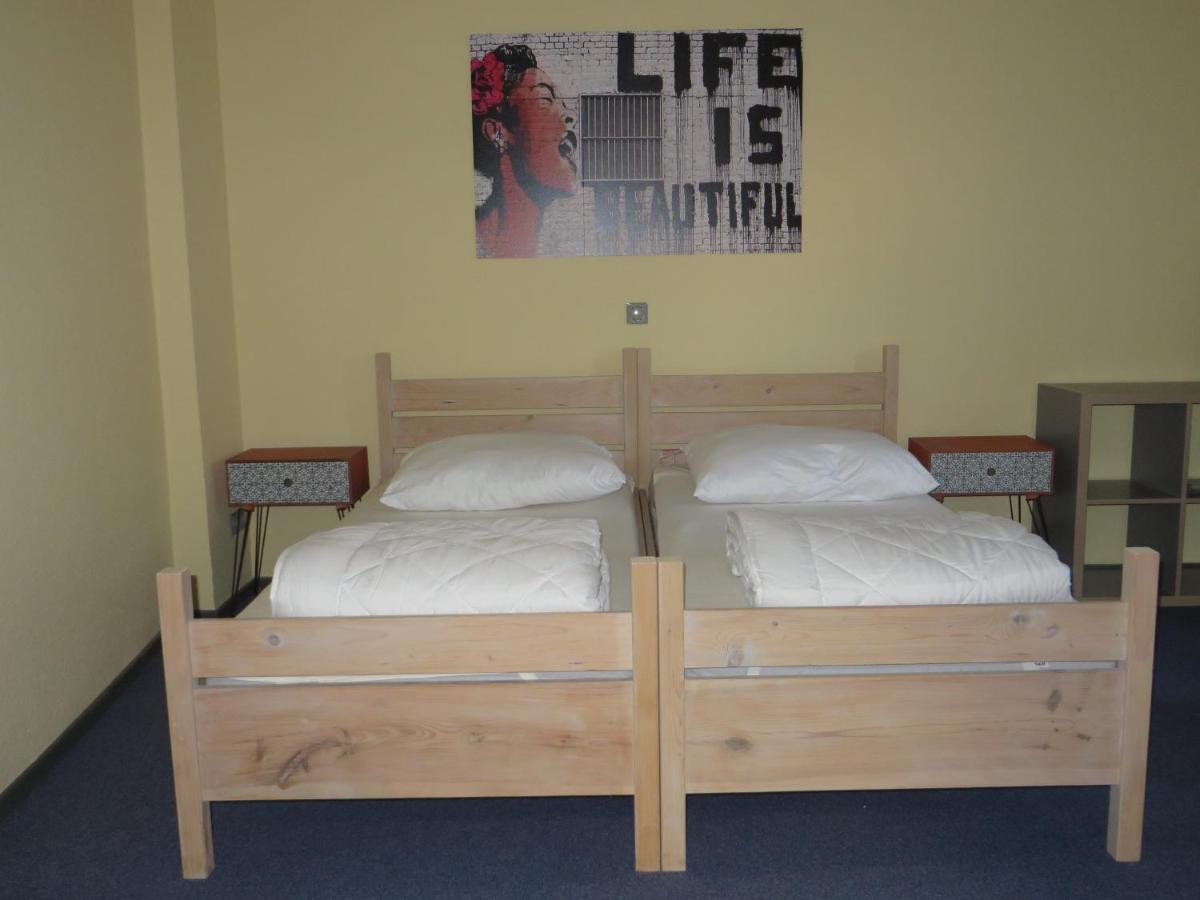 Herberge 28 Ferienwohnung Fuer Bis Zu 6 Personen Saalfeld Saale エクステリア 写真